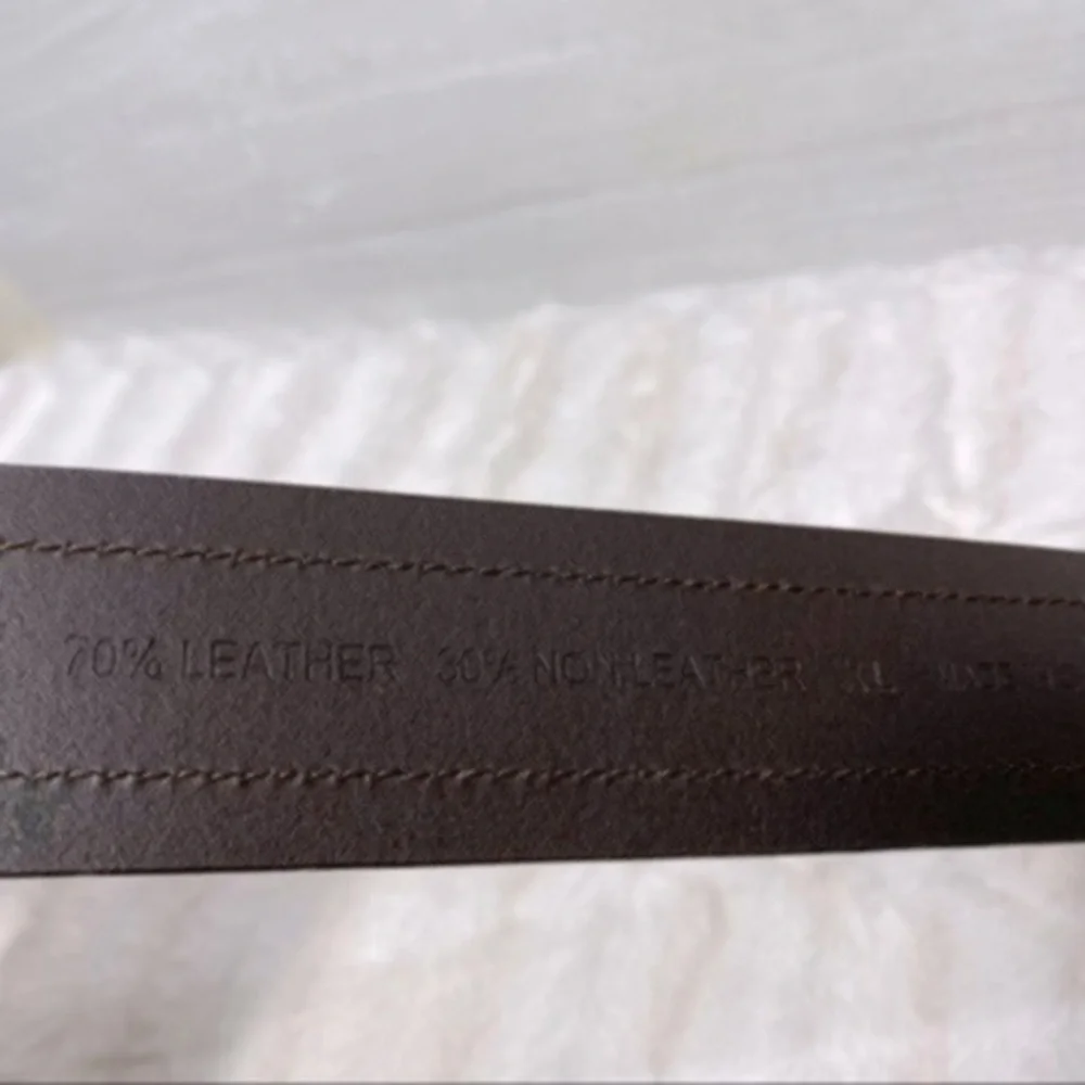 Men’s Genuine Italian Bonded Leather belt  Size XL Color brown